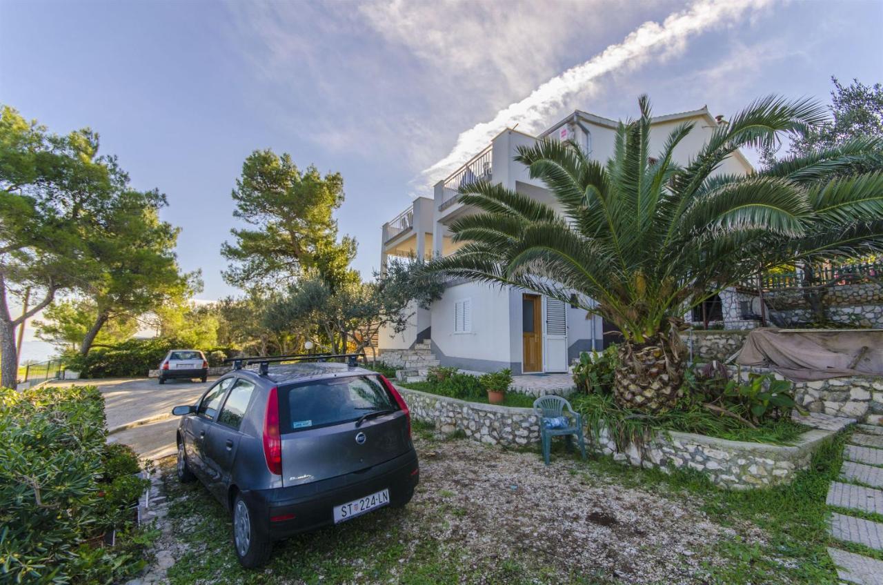 Apartments Dragica Slatine Exterior photo